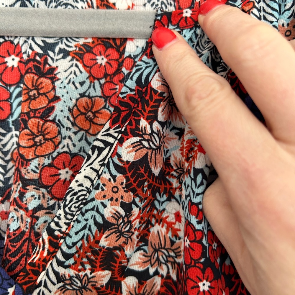 StitchFix floaty blouse - Picture 2 of 3